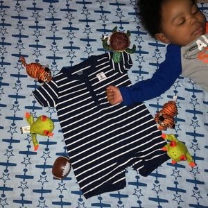 ✨✨❤️NWOT CARTERS ROMPER